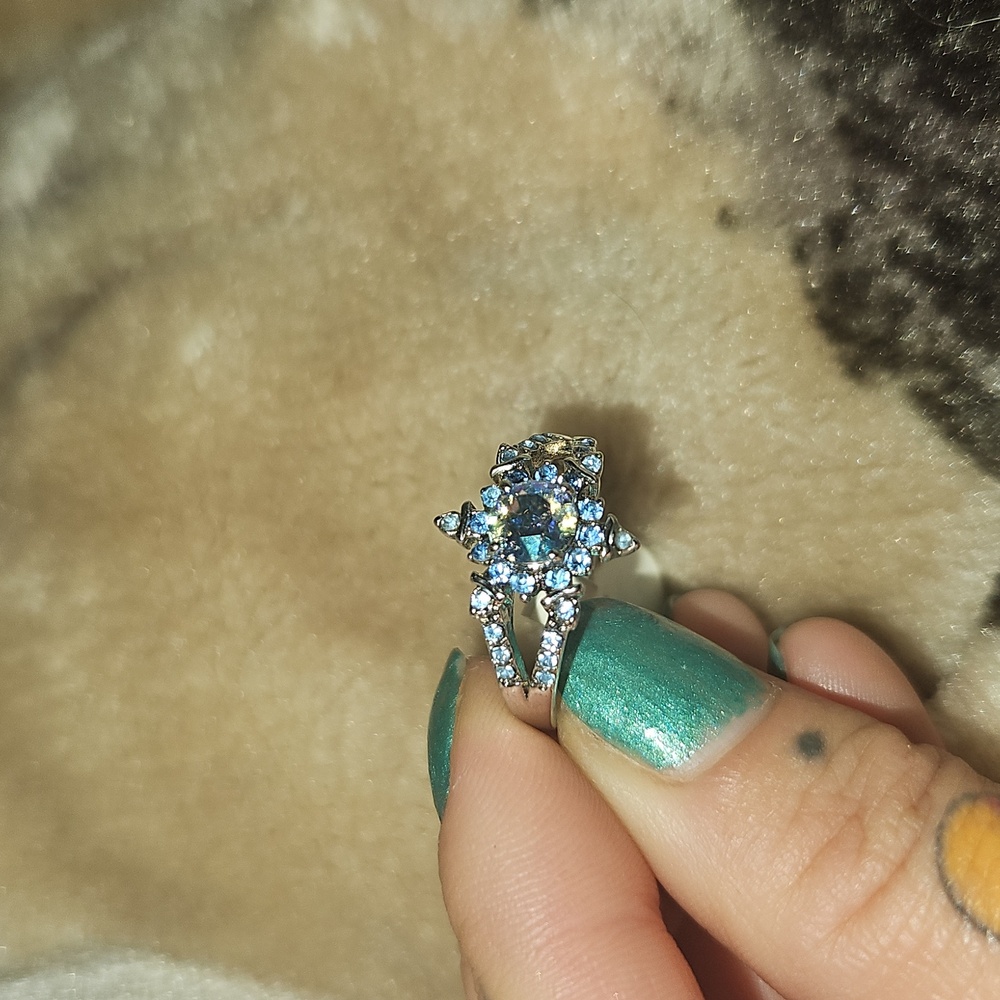 Snowflake gemstone ring - Picture 3 of 3